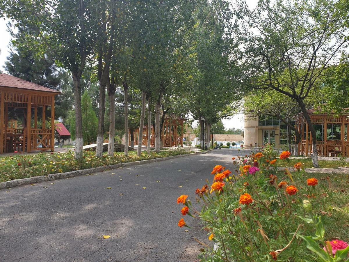 Gabala Yeddi Gozel Hotel Exterior foto